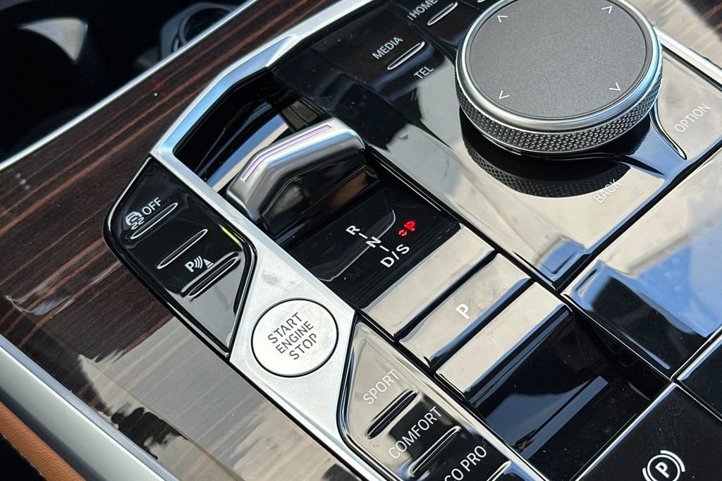 New 2026 BMW X5 xDrive40i AWD/4WD image 25