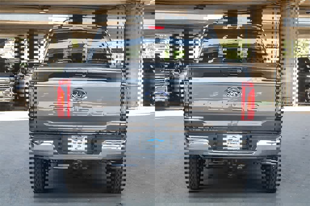 New 2025 Ford F150 Lariat w/ Equipment Group 501A Mid image 8