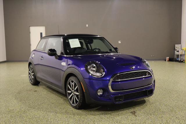 Used 2019 MINI Cooper S FWD image 1