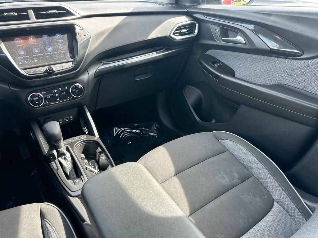 Certified 2023 Chevrolet TrailBlazer LT w/ Convenience Package FWD image 22