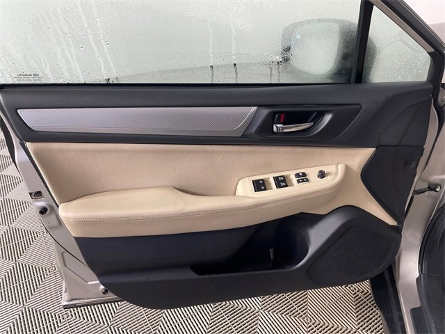 Used 2018 Subaru Outback 2.5i Premium image 15