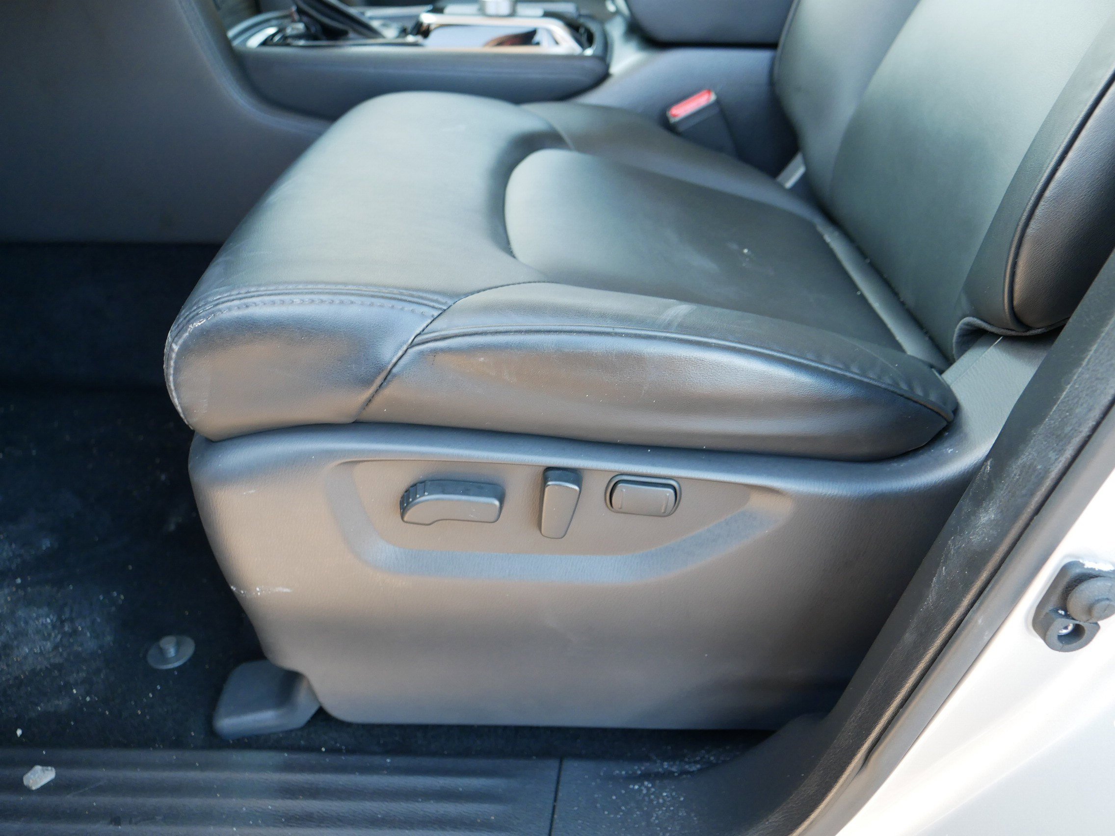 Certified 2024 Nissan Armada SV w/ Cargo Package image 20