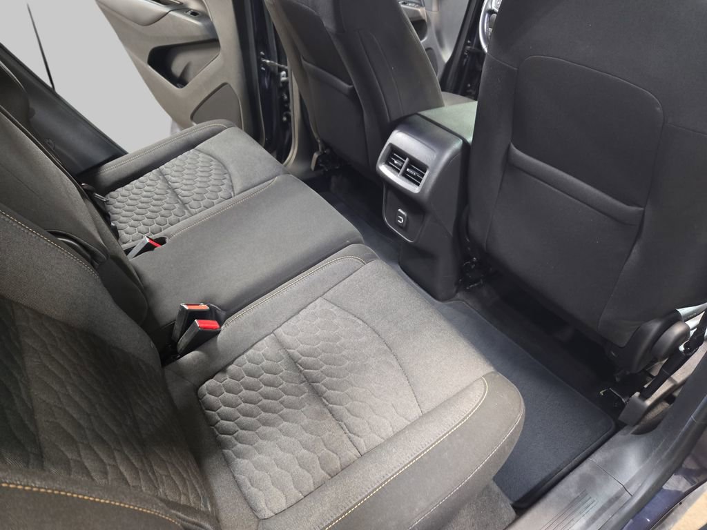 Used 2019 Chevrolet Equinox LT AWD/4WD image 12