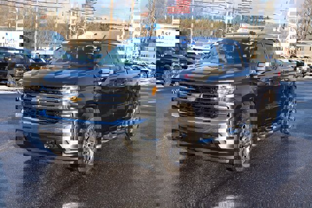 Used 2019 Chevrolet Silverado 1500 LT w/ All-Star Edition image 13