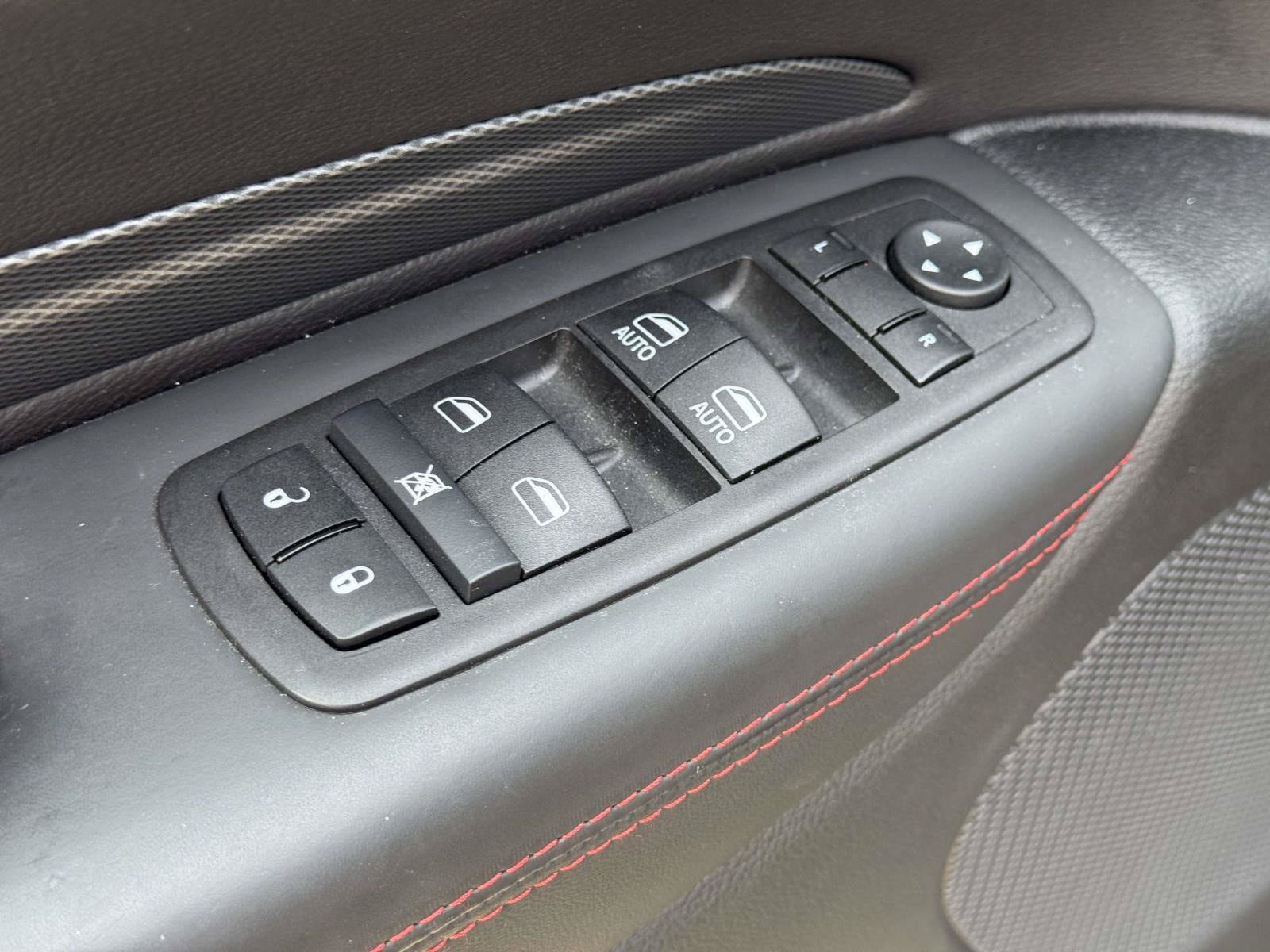 Used 2025 Dodge Durango R/T AWD/4WD image 17