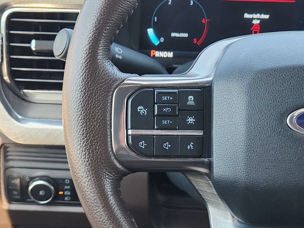 Certified 2025 Ford F250 King Ranch AWD/4WD image 28