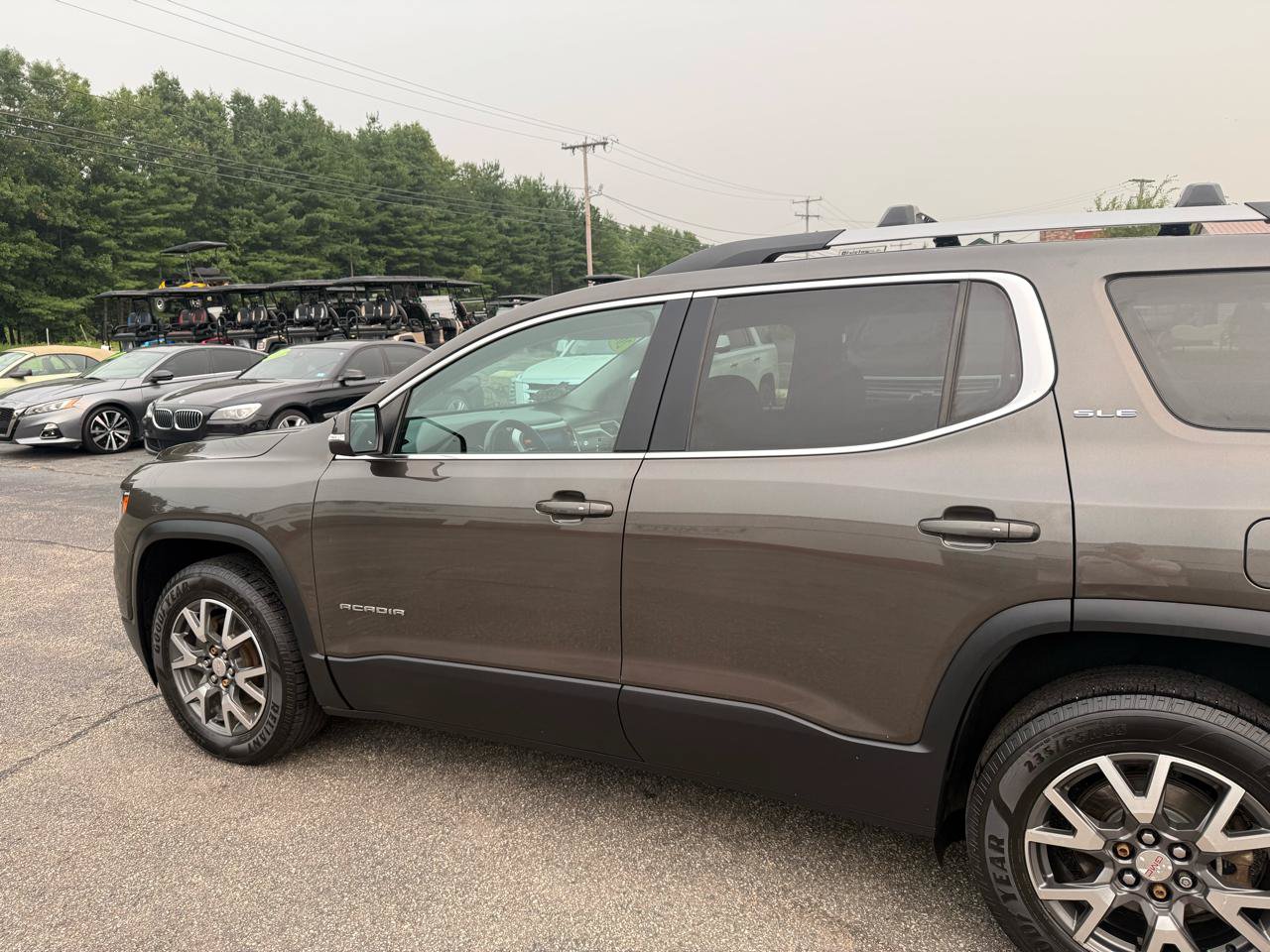 Used 2020 GMC Acadia SLE w/ Driver Convenience Package AWD/4WD image 8