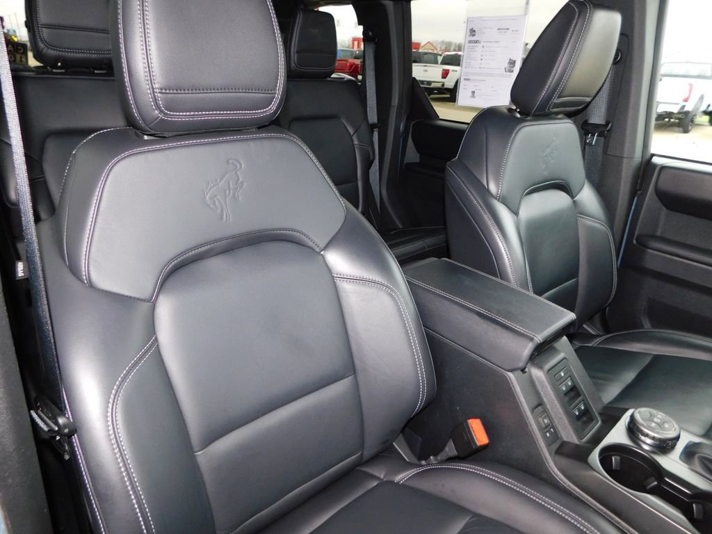 Used 2025 Ford Bronco Outer Banks image 21