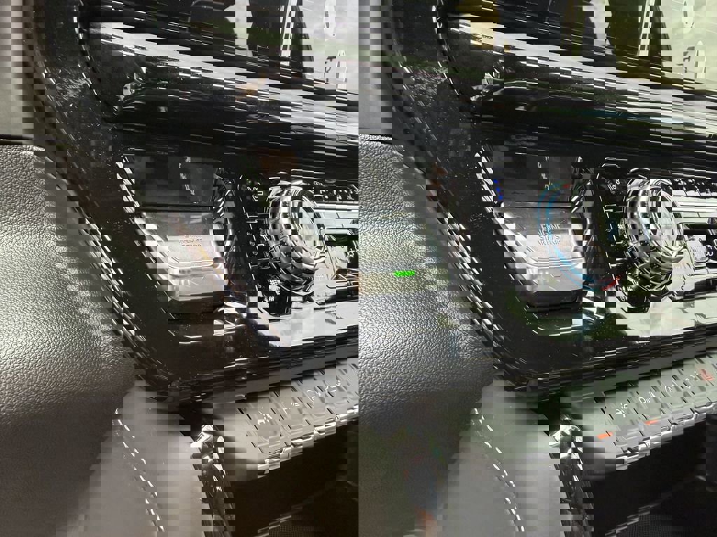 New 2026 GMC Sierra 1500 AT4X w/ LPO, Black Badging Package image 29