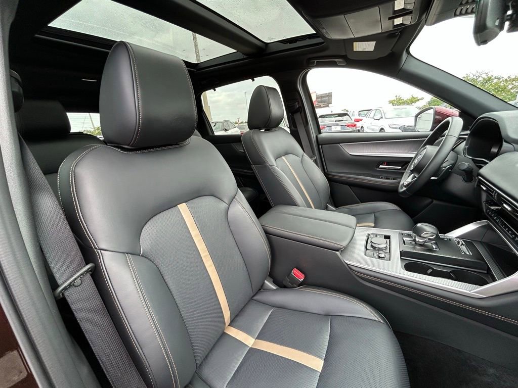 Used 2025 MAZDA CX-90 Plug-In Hybrid w/ Premium Plus image 49
