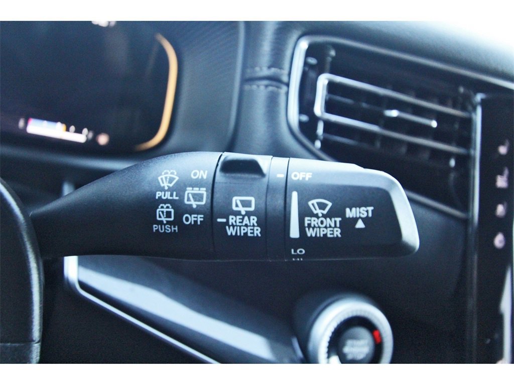 Used 2023 Jeep Wagoneer L 2WD w/ Premium Group I image 18