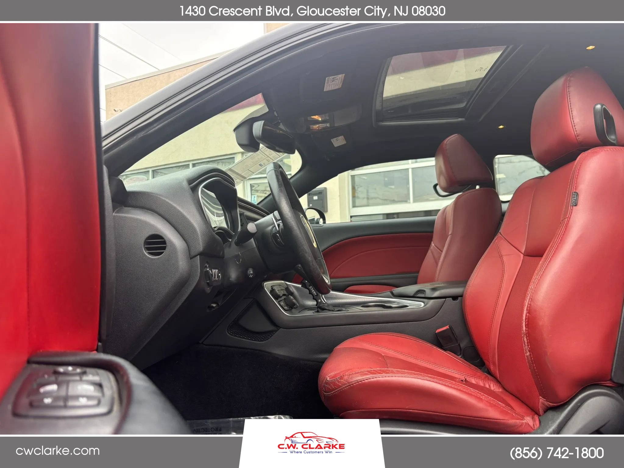 Used 2015 Dodge Challenger R/T Plus image 12