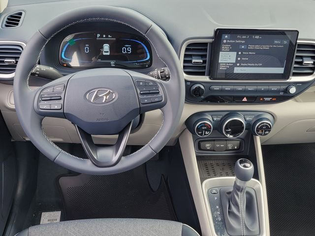 New 2026 Hyundai Venue SEL FWD image 4