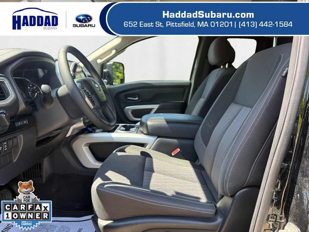 Used 2021 Nissan Titan SV w/ SV Convenience Package AWD/4WD image 12