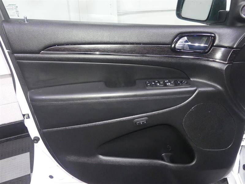 Used 2021 Jeep Grand Cherokee High Altitude AWD/4WD image 18