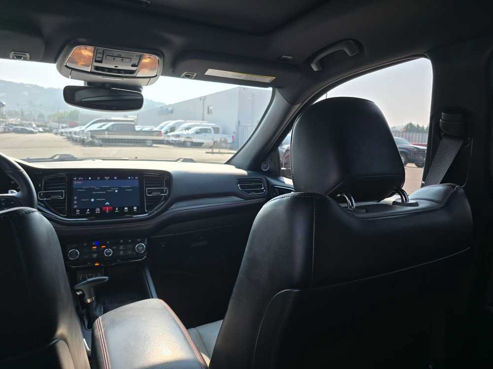 Used 2023 Dodge Durango R/T AWD/4WD image 14