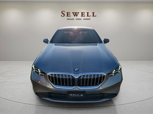 Used 2026 BMW 530i w/ Convenience Package RWD image 8