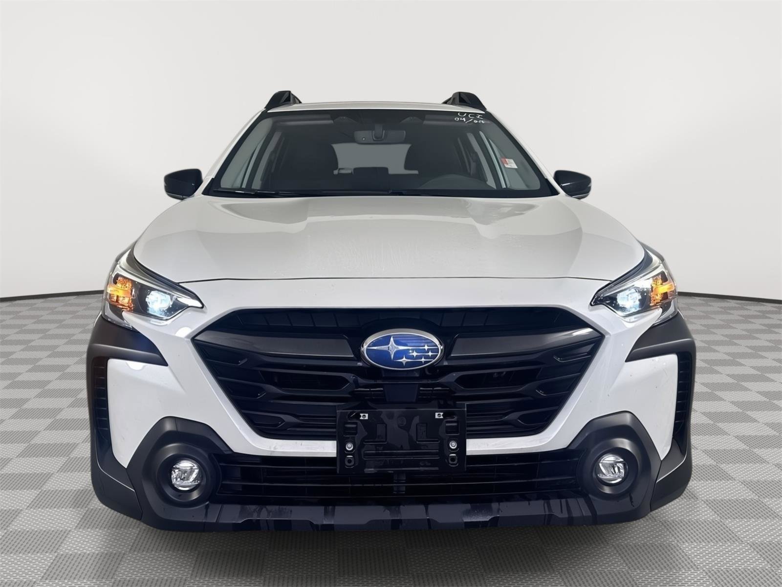 Certified 2023 Subaru Outback Premium AWD/4WD image 2