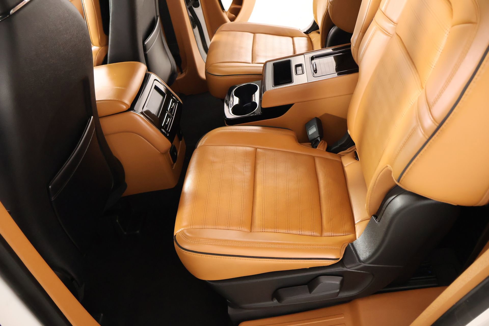 Used 2020 Lincoln Aviator Black Label w/ Dynamic Handling Package image 13