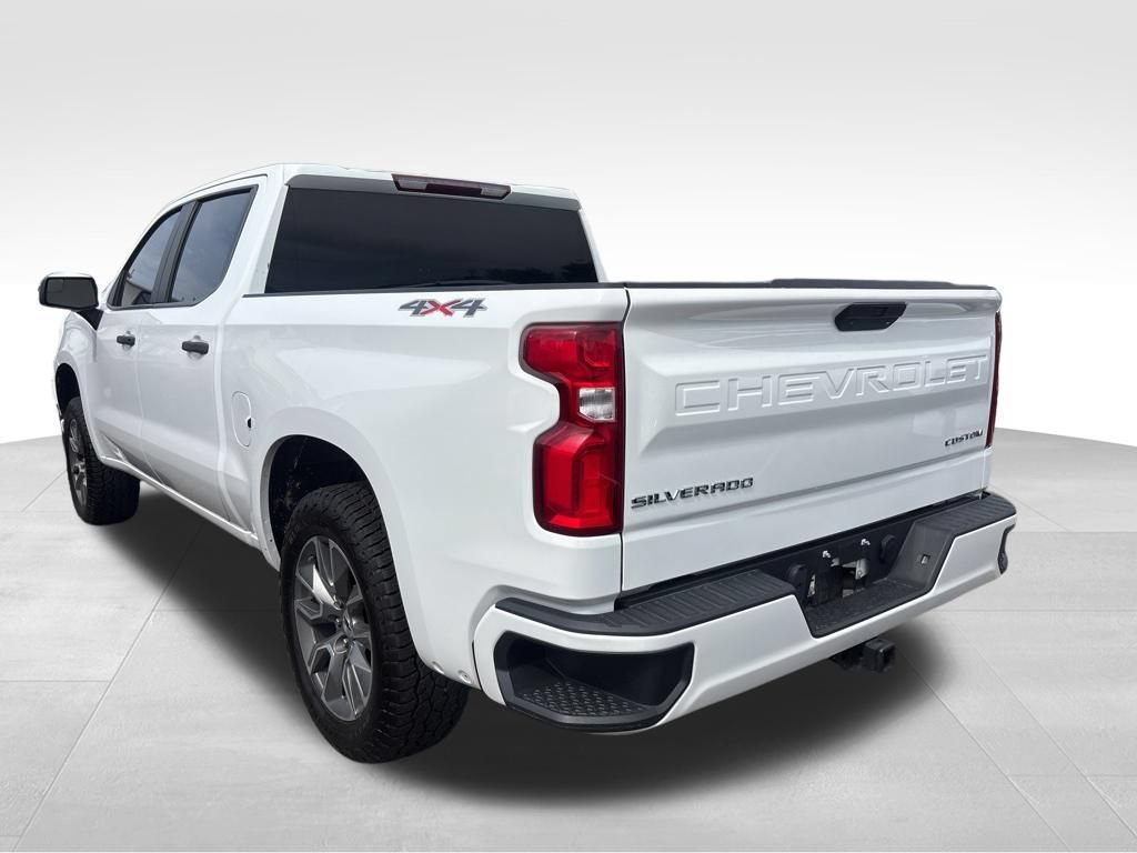 Used 2021 Chevrolet Silverado 1500 Custom AWD/4WD image 14