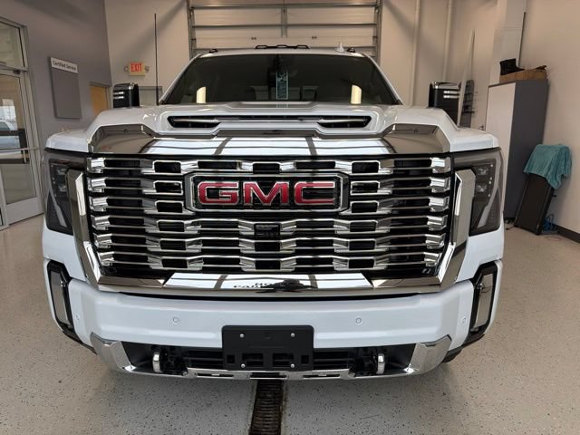 New 2026 GMC Sierra 3500 Denali w/ Technology Package AWD/4WD image 11
