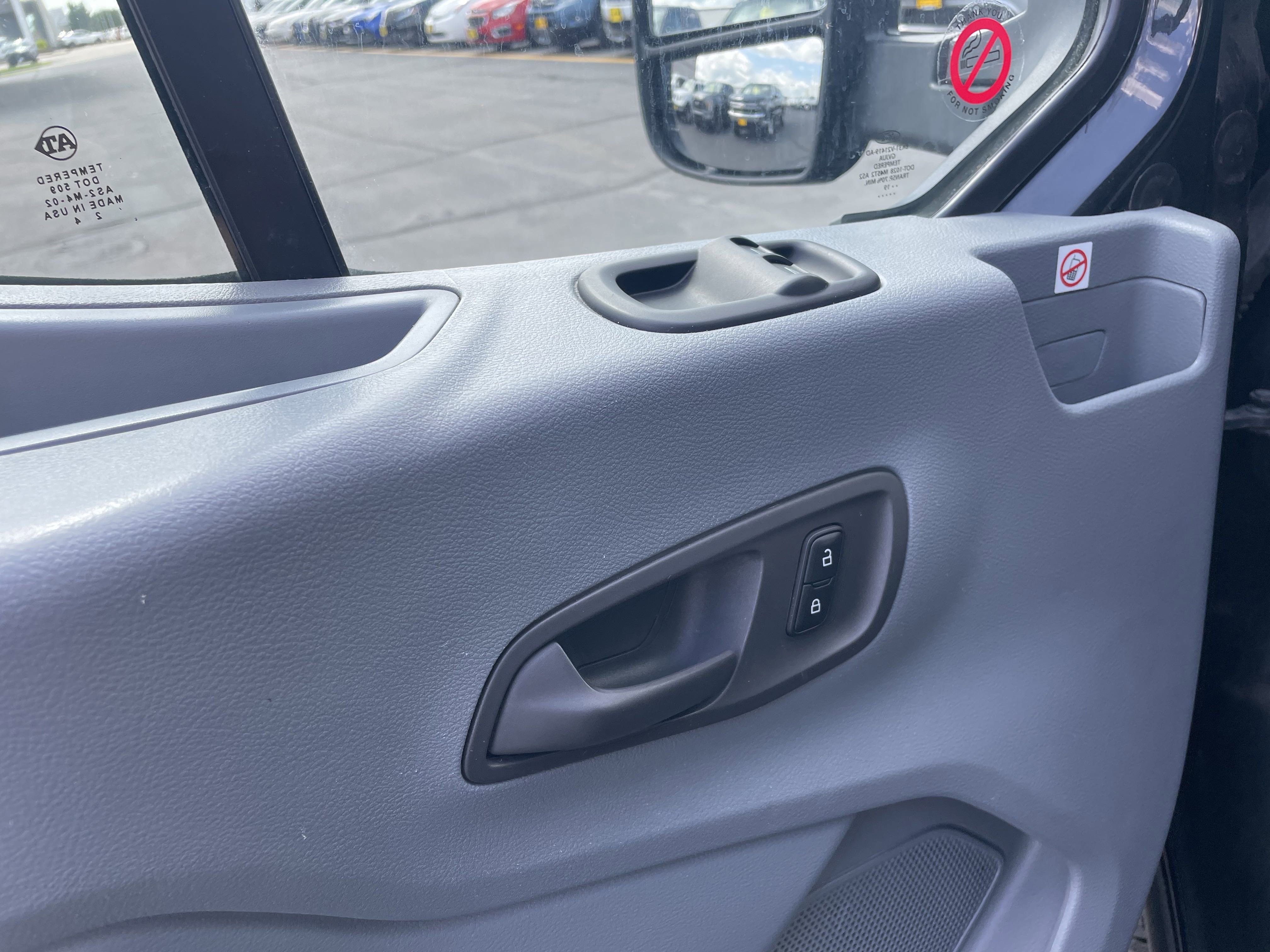 Used 2019 Ford Transit 150 XLT image 8