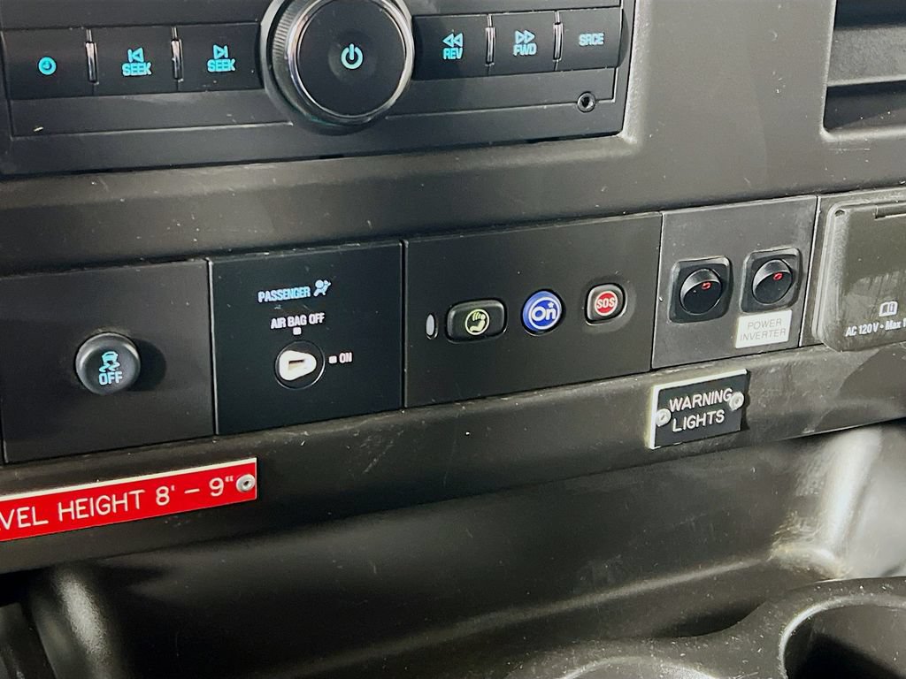 Used 2022 Chevrolet Express 2500 RWD image 31