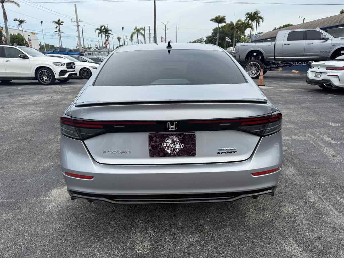 Used 2024 Honda Accord Sport image 6