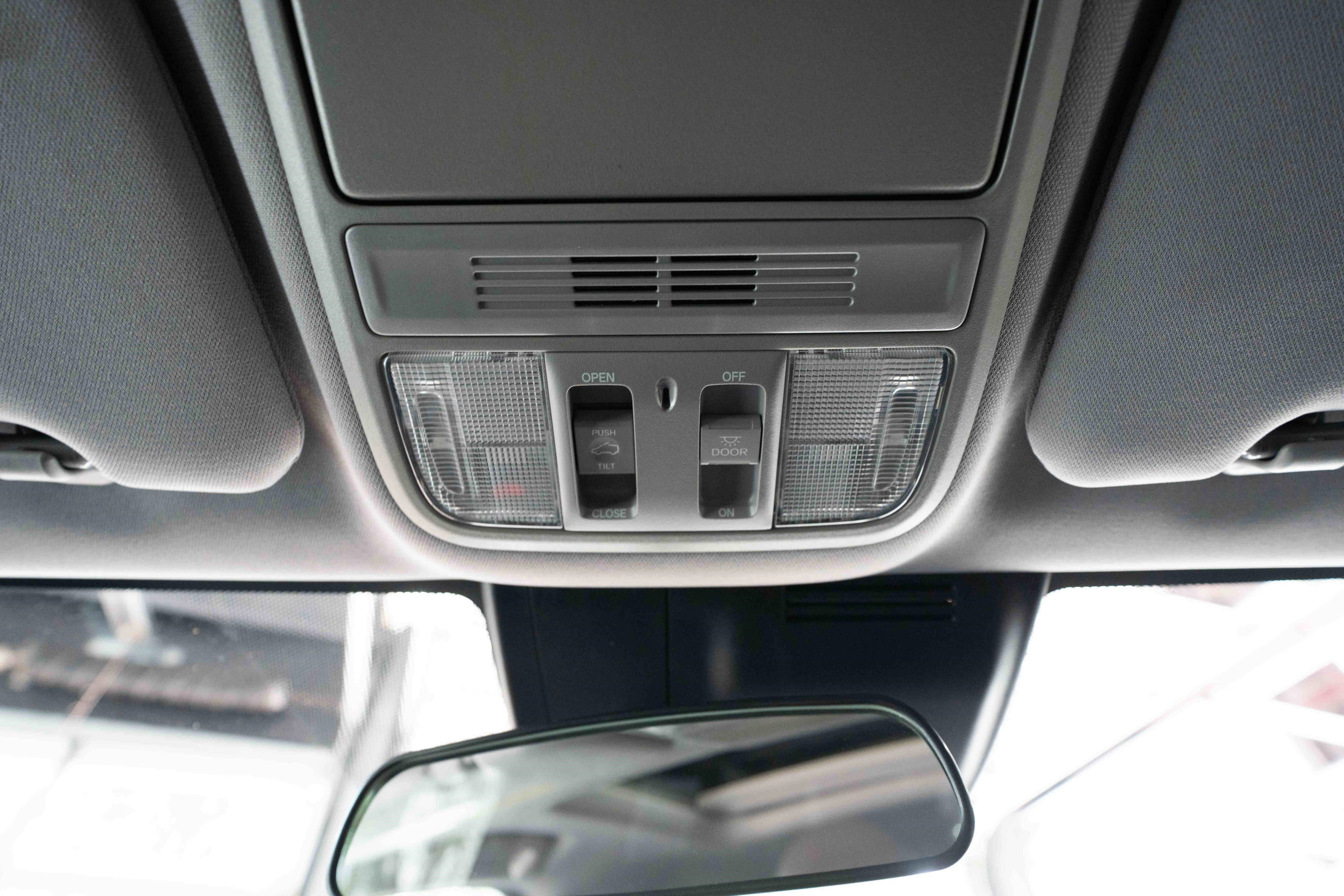 Used 2021 Honda CR-V EX image 18