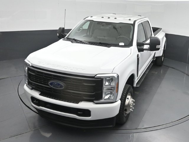 Used 2025 Ford F350 XL AWD/4WD image 44
