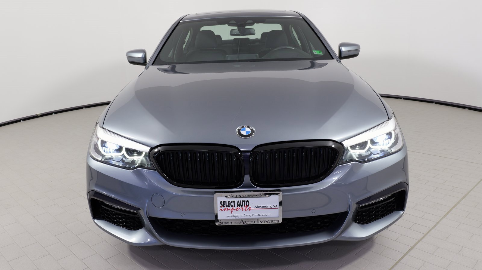 Used 2018 BMW 530i xDrive w/ M Sport Package image 7
