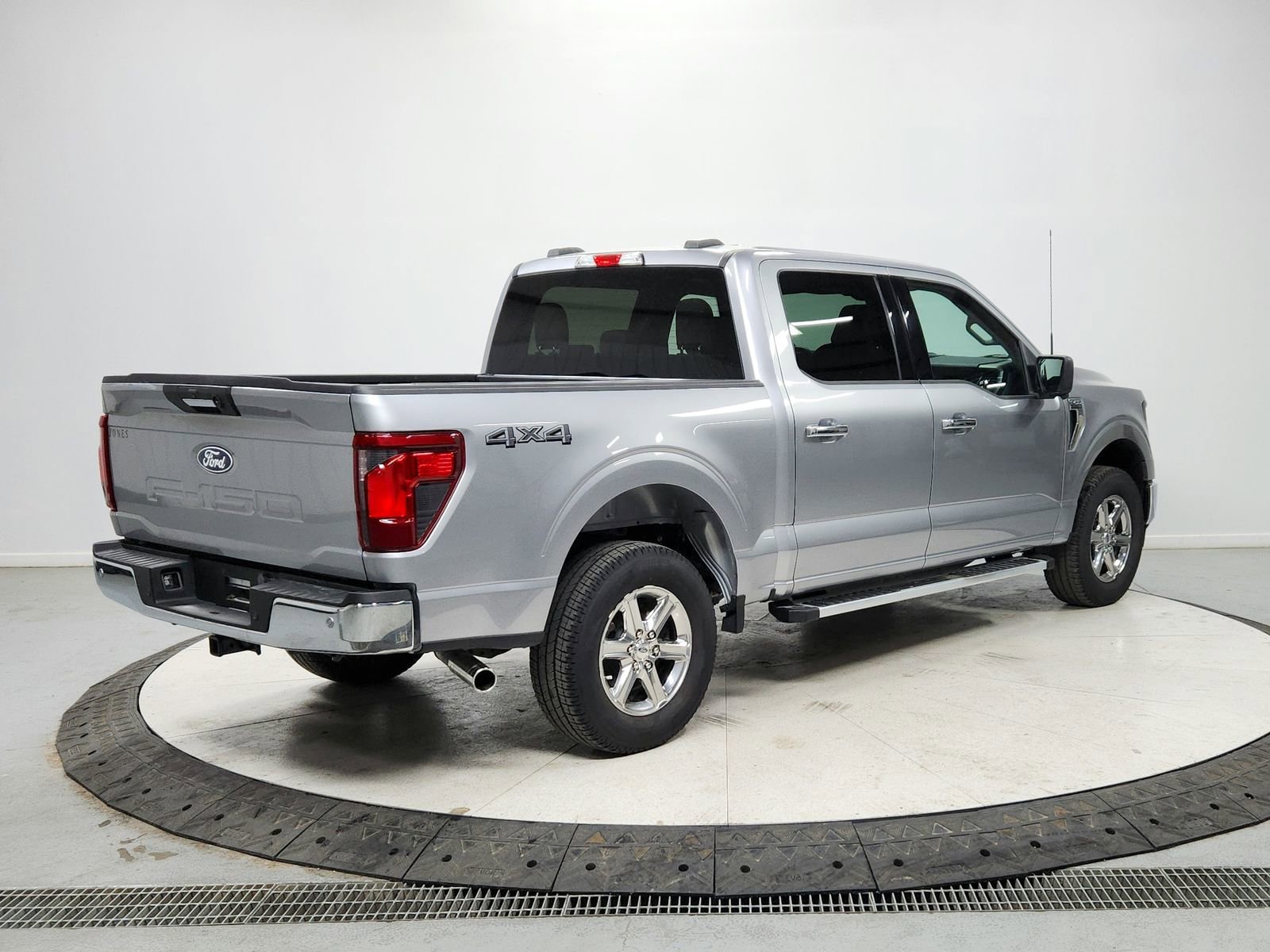 Used 2024 Ford F150 XLT w/ Mobile Office Package AWD/4WD image 7