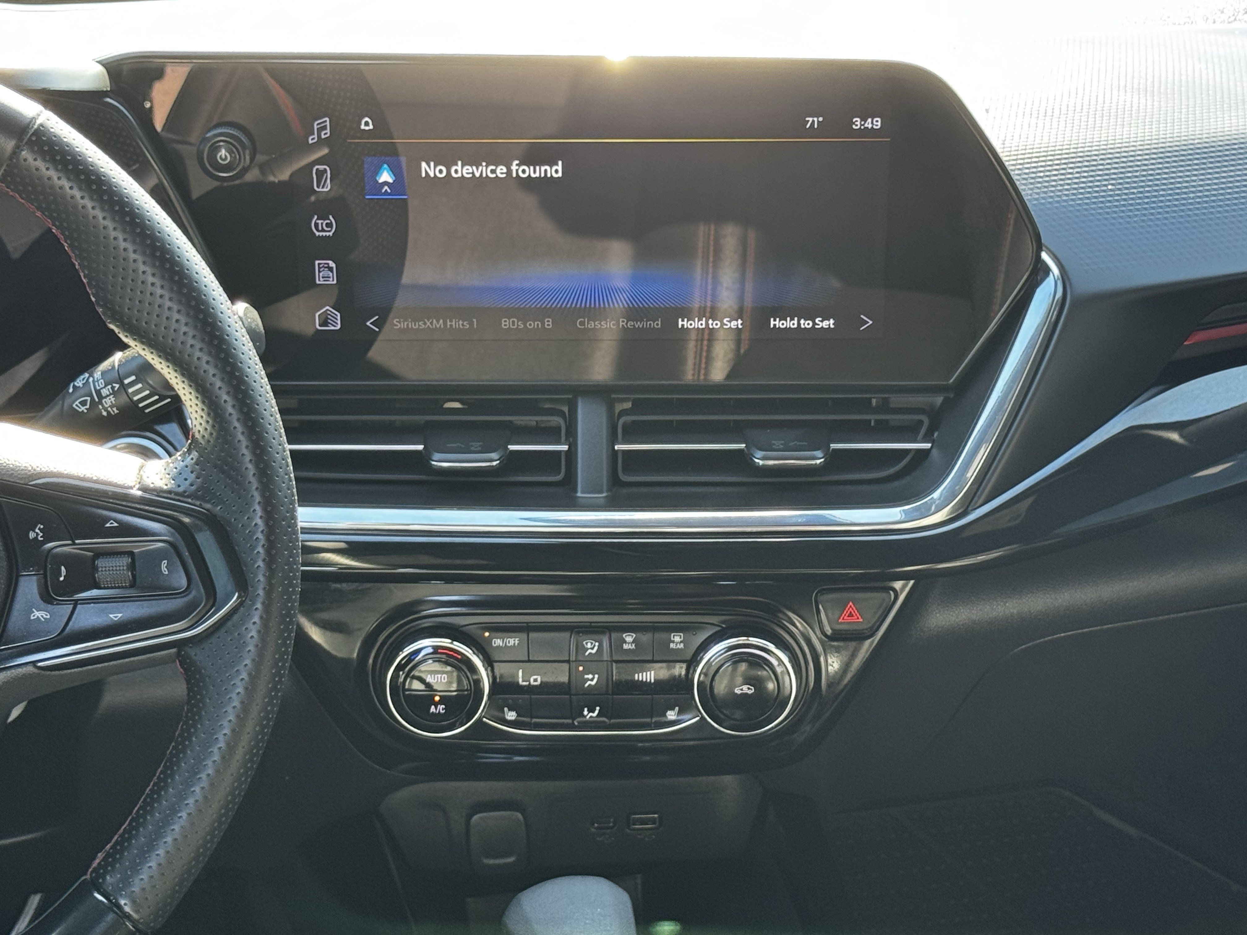 Used 2025 Chevrolet Trax RS w/ Driver Confidence Package image 18