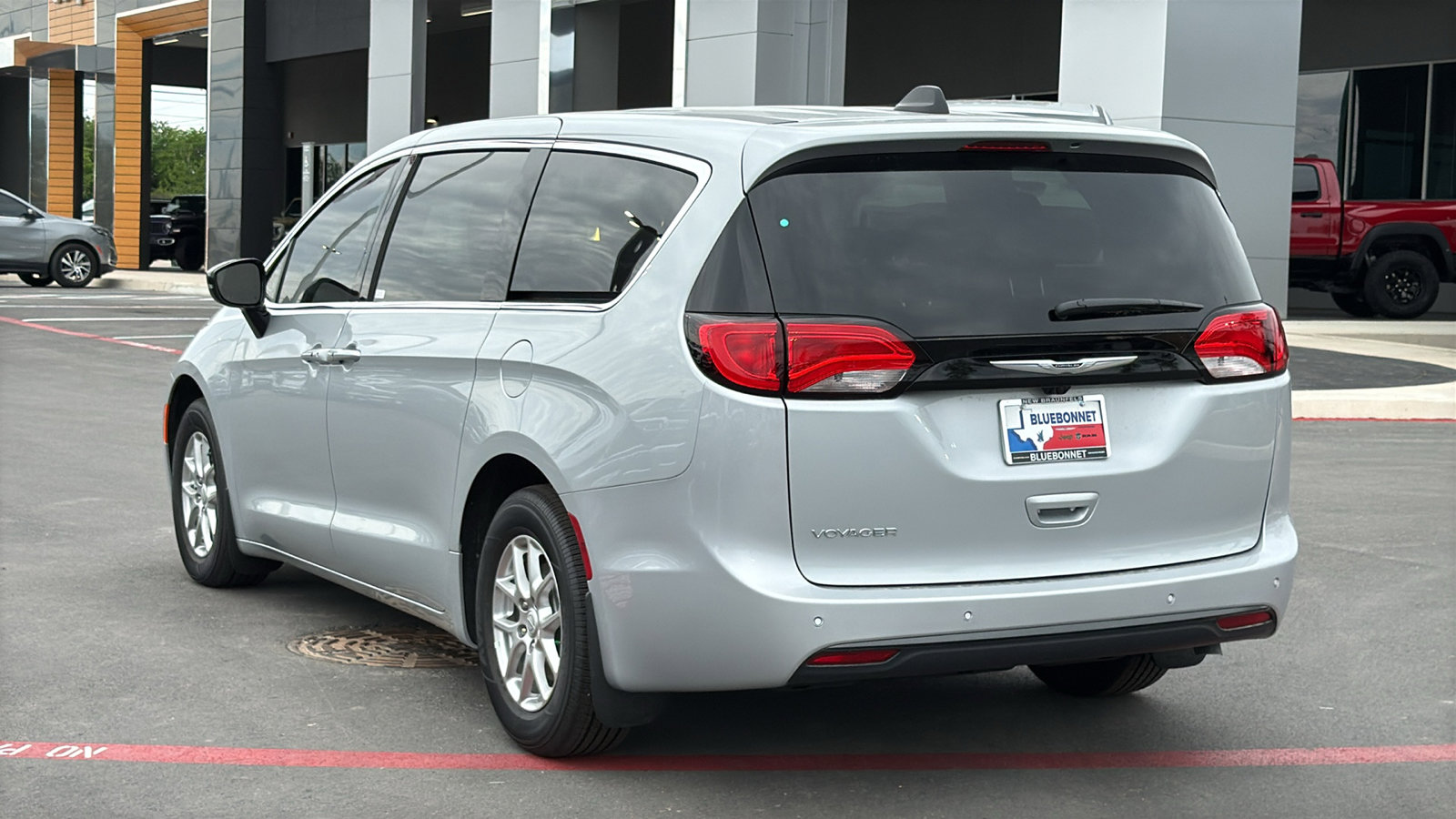 New 2026 Chrysler Voyager LX image 3