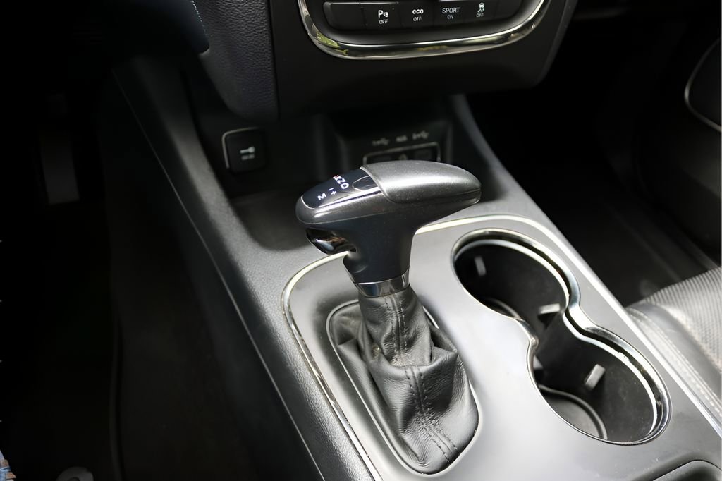 Used 2019 Dodge Durango R/T w/ Blacktop Package RWD image 30