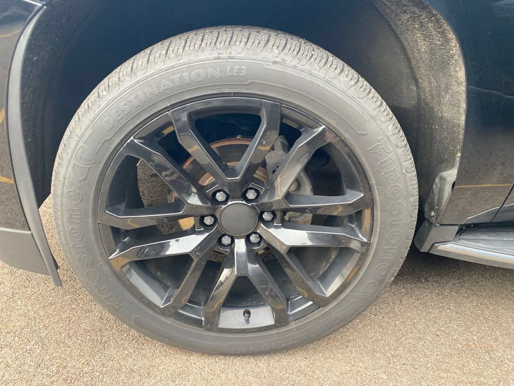 Used 2017 Cadillac Escalade Luxury AWD/4WD image 18