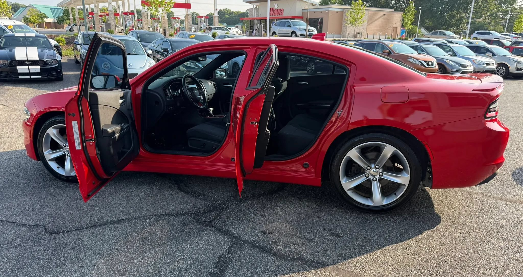 Used 2016 Dodge Charger R/T RWD image 11