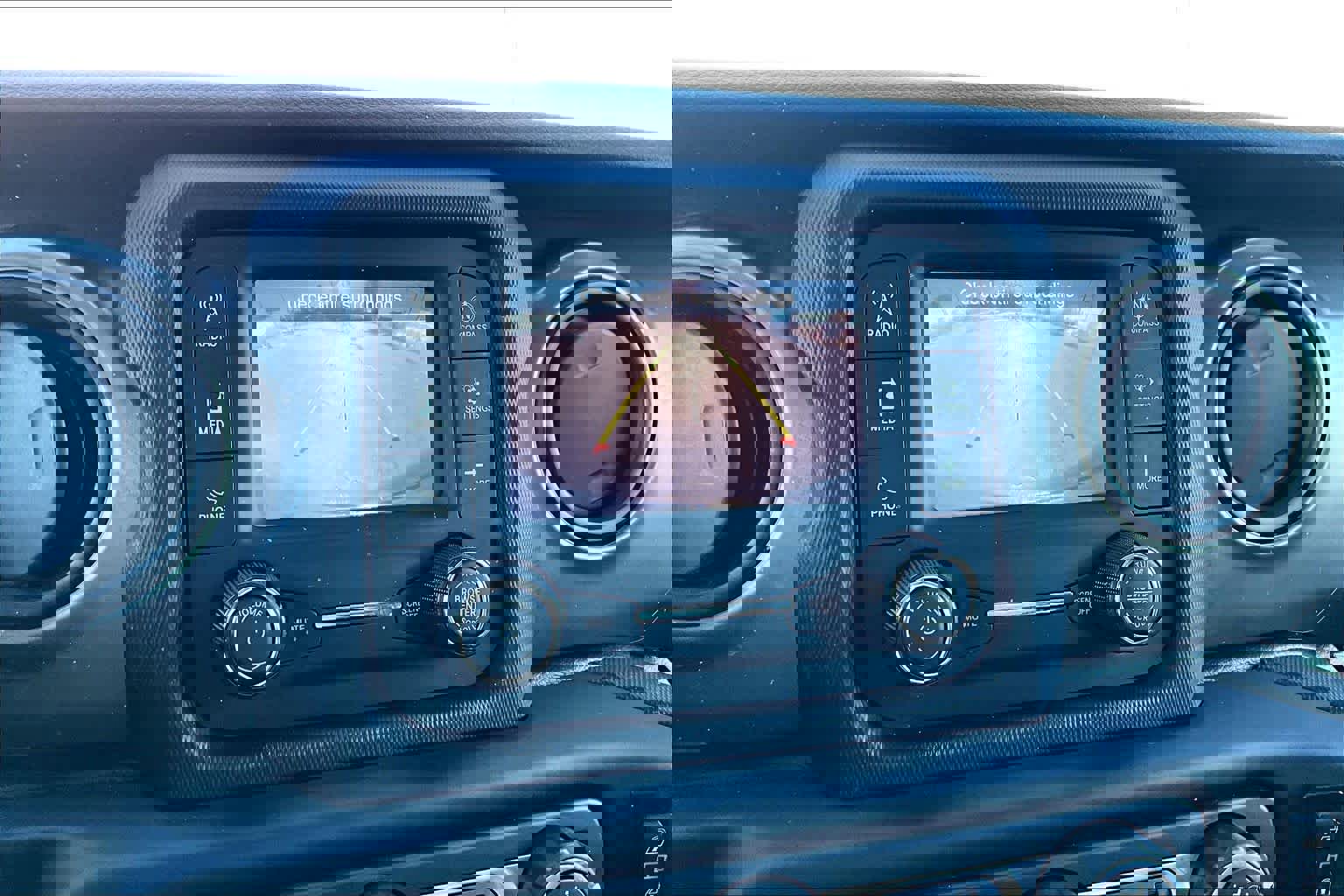 Used 2020 Jeep Wrangler Unlimited Sport image 27