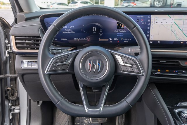 Certified 2025 Buick Envision Sport Touring image 17