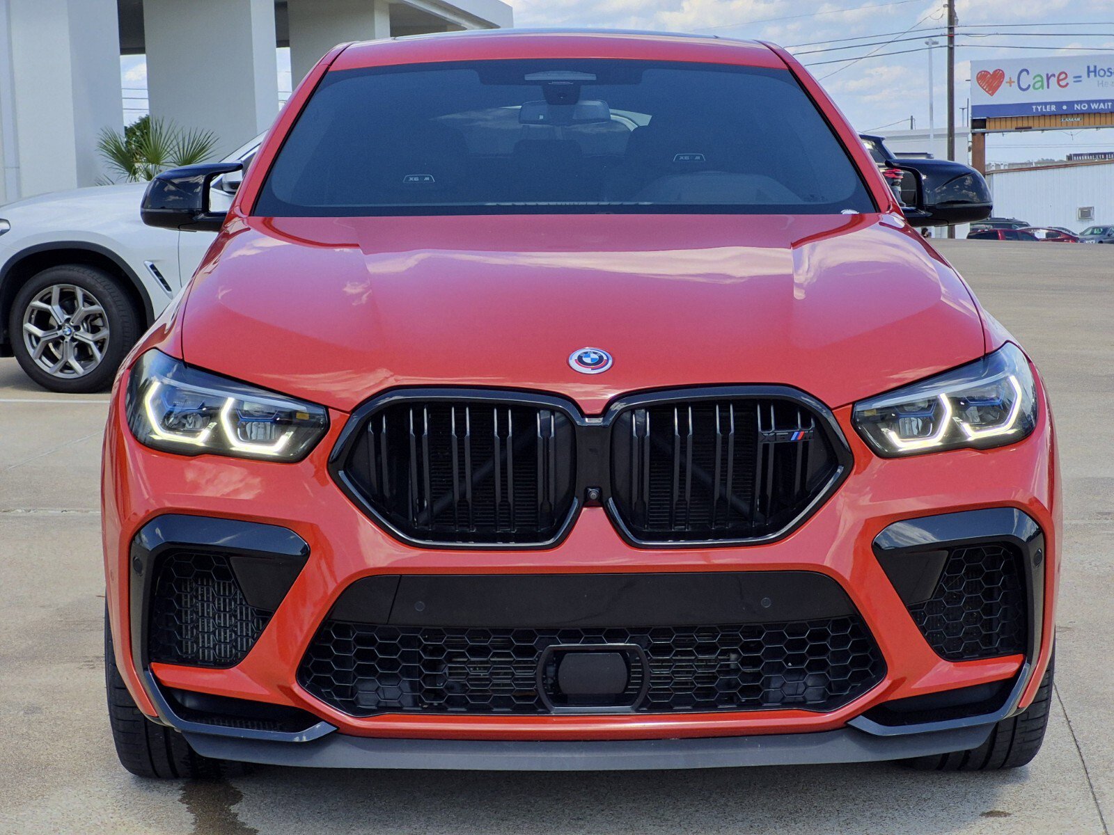 Certified 2022 BMW X6 M w/ Competition Package AWD/4WD image 2