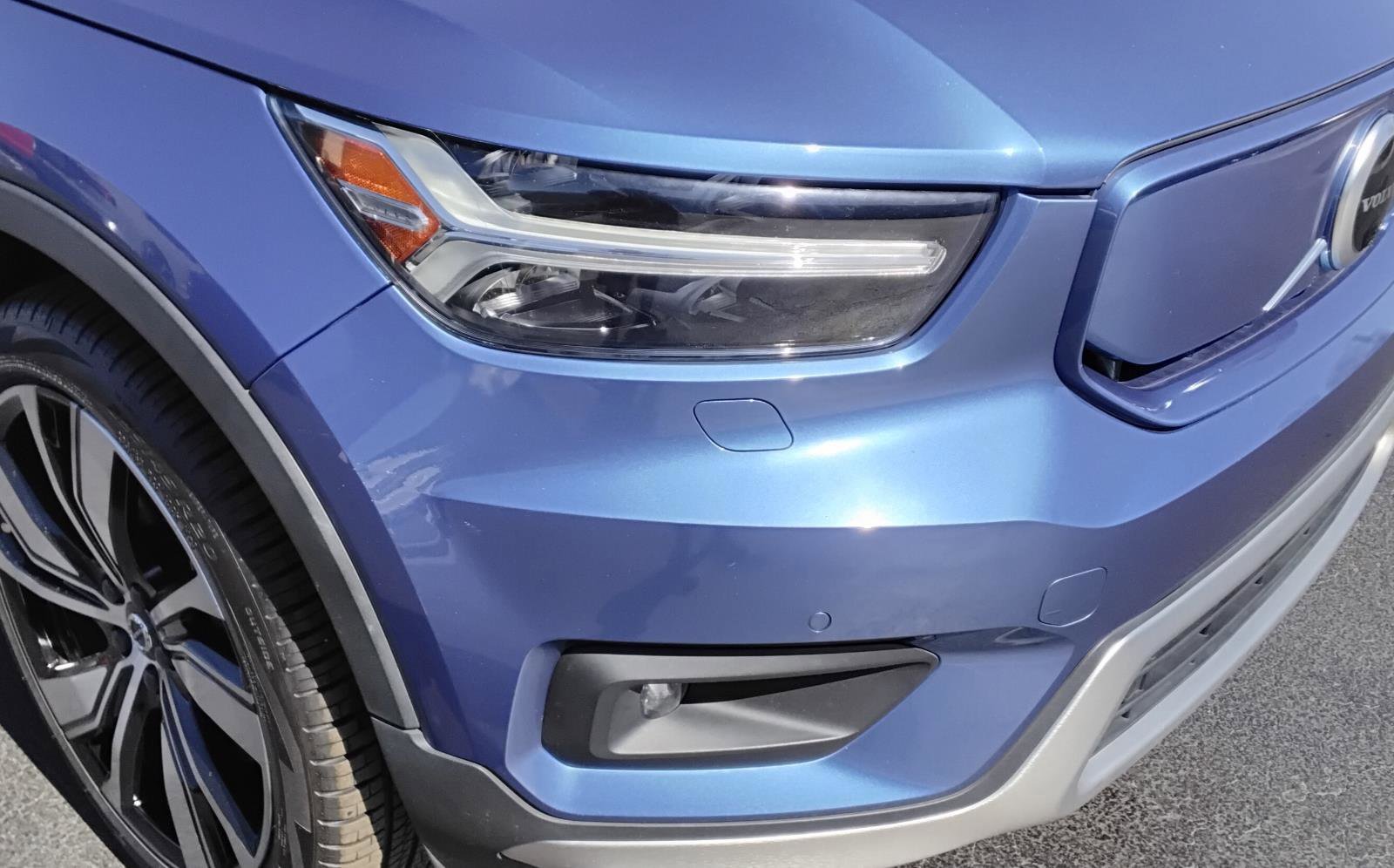 Used 2021 Volvo XC40 P8 Recharge w/ Advanced Package image 8