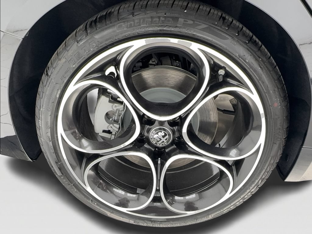 New 2026 Alfa Romeo Giulia RWD image 15