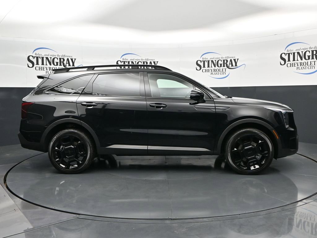 Used 2025 Kia Sorento SX Prestige w/ Olive Brown Leather Package image 8