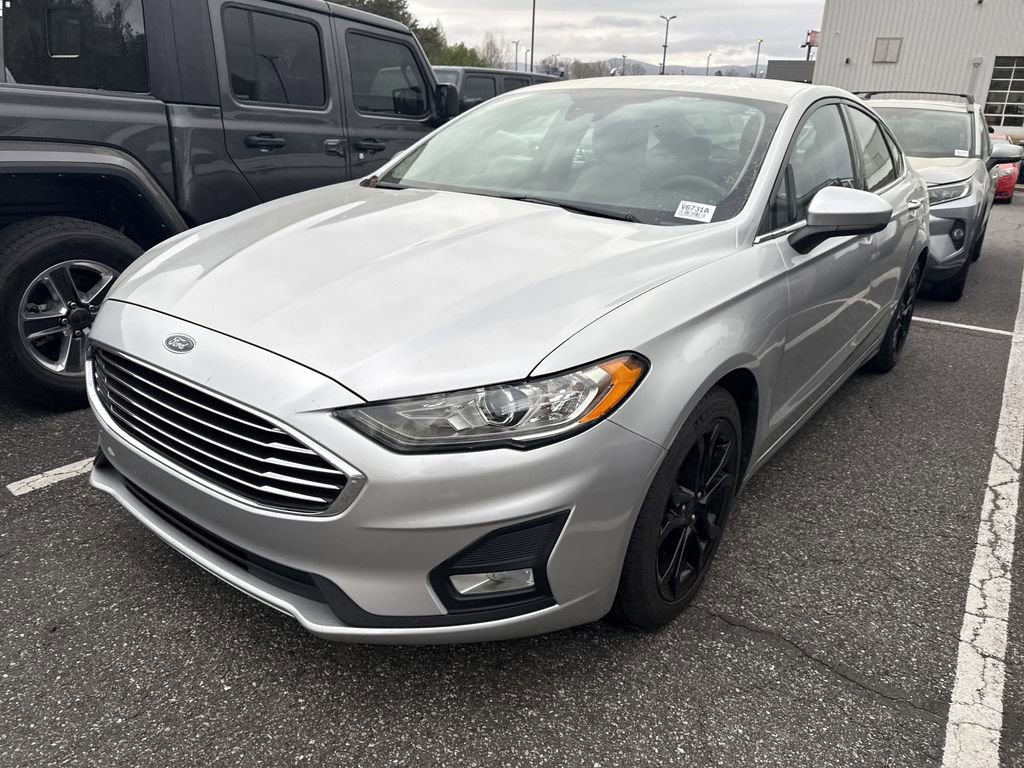 Used 2019 Ford Fusion SE w/ Equipment Group 151A image 7