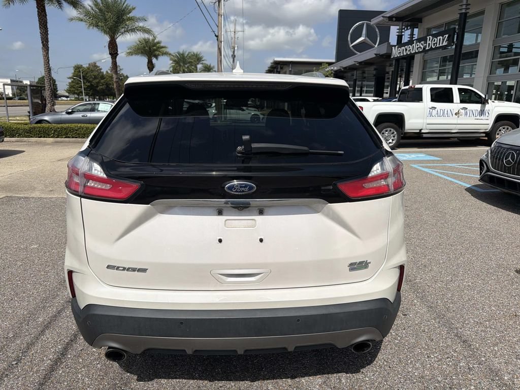 Used 2019 Ford Edge SEL w/ Equipment Group 201A FWD image 6
