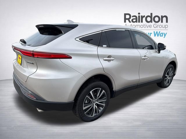 Used 2021 Toyota Venza LE w/ Carpet Mat Package (TMS) AWD/4WD image 9