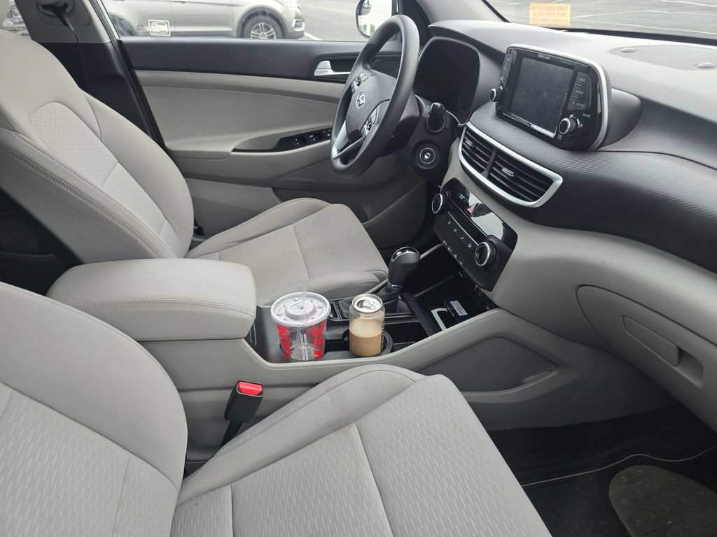 Used 2020 Hyundai Tucson SE w/ Cargo Package FWD image 13