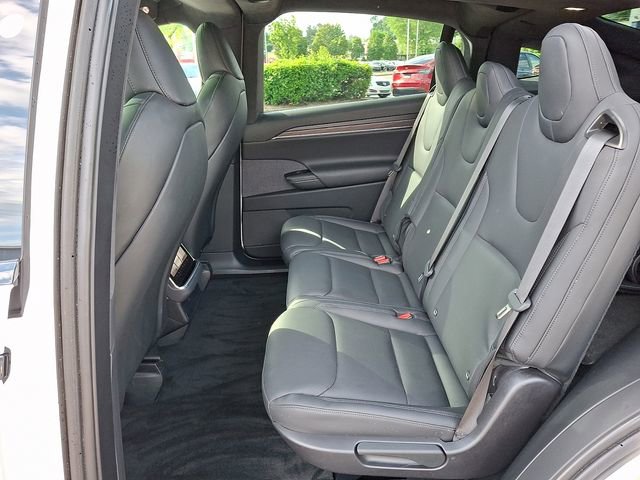 Used 2022 Tesla Model X image 12