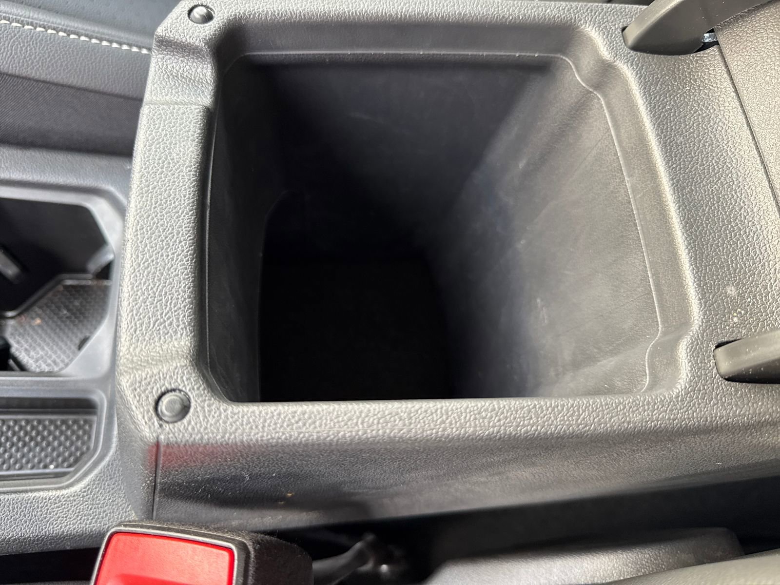 Used 2024 Volkswagen Tiguan SE image 26