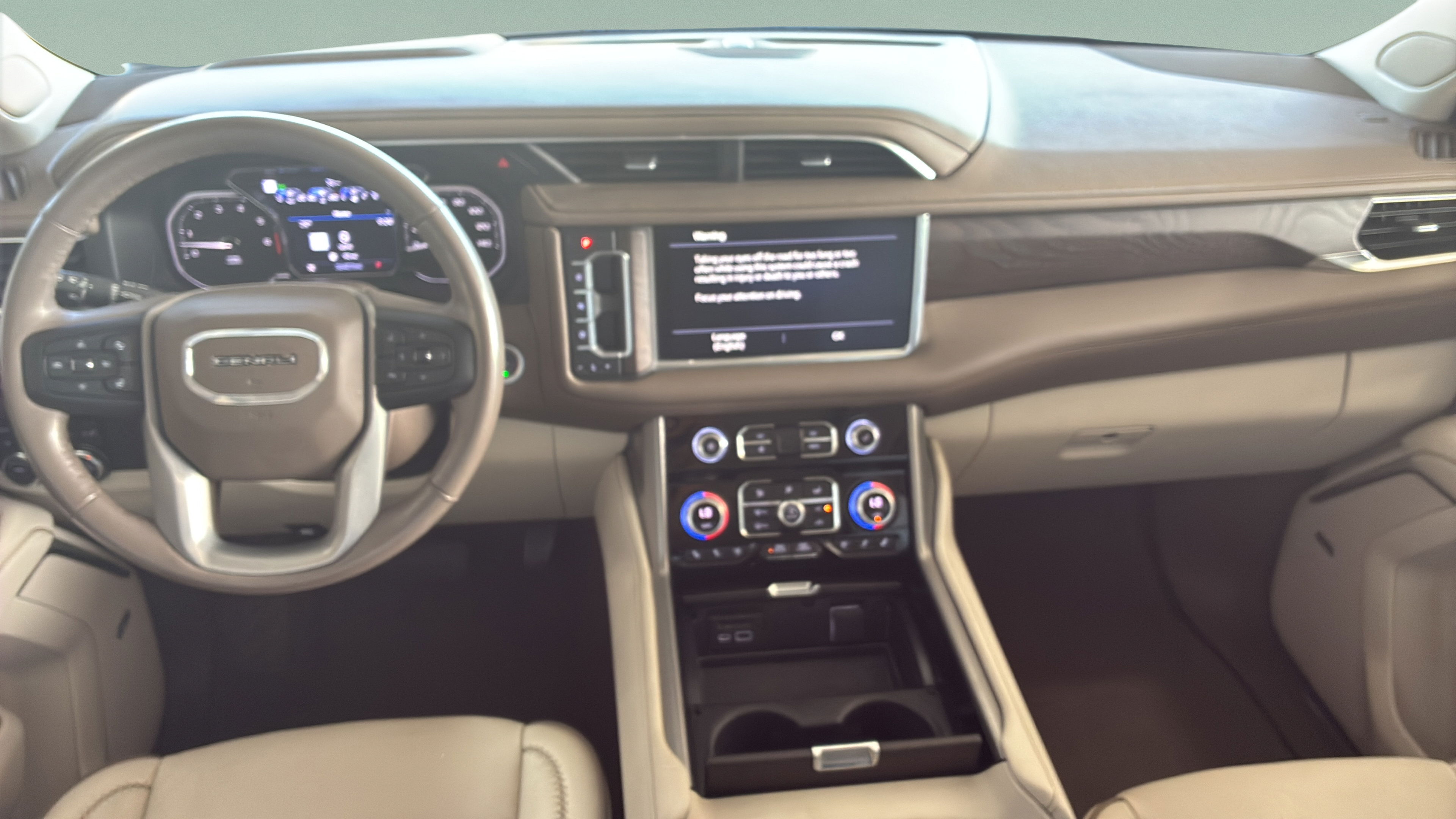 Used 2021 GMC Yukon Denali AWD/4WD image 11